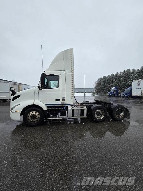 Volvo VNR64T300 Çekiciler