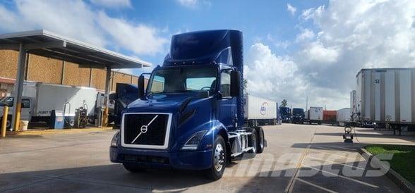 Volvo VNR64T300 Çekiciler