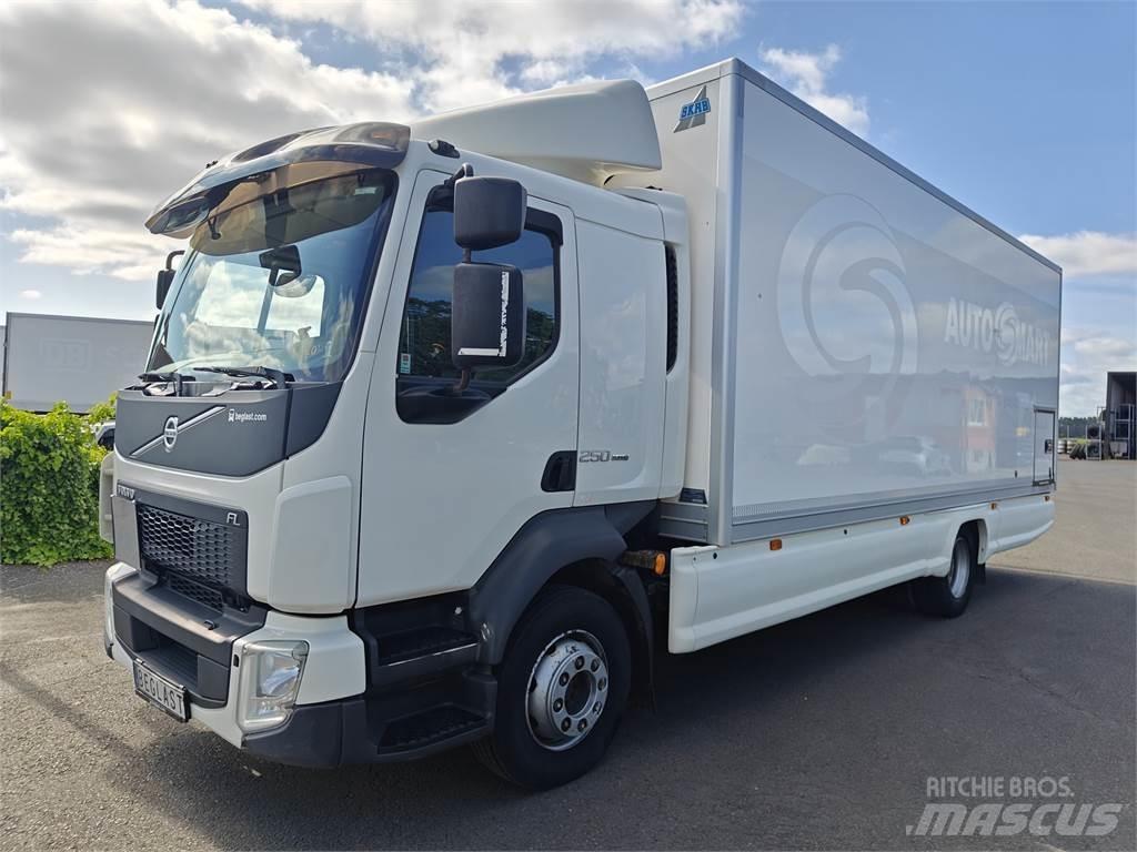Volvo FL250 Kapali kasa kamyonlar