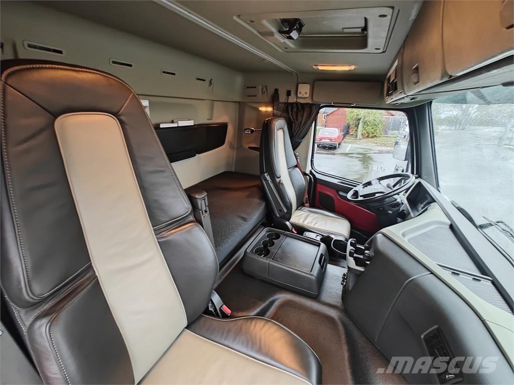 Volvo FM330 Kapali kasa kamyonlar