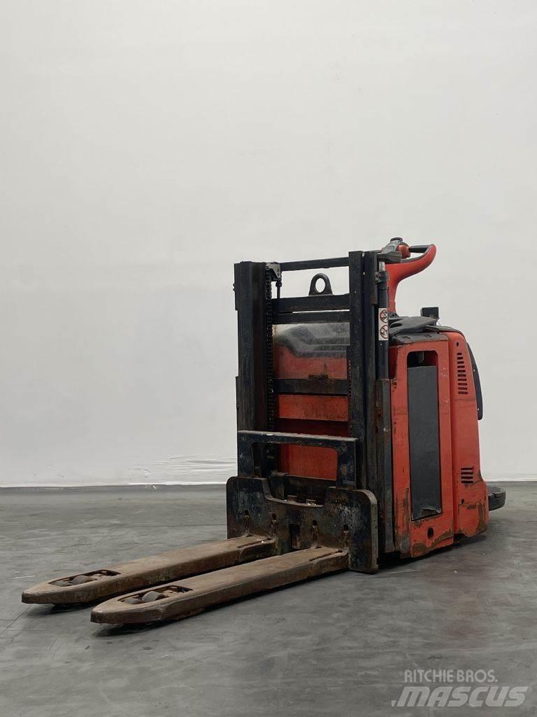 Linde D12AP Yaya kumandali istif makinasi