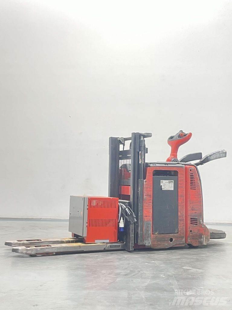 Linde D12AP-133 Yaya kumandali istif makinasi