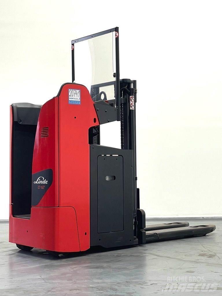 Linde D12SF-1164 Yaya kumandali istif makinasi