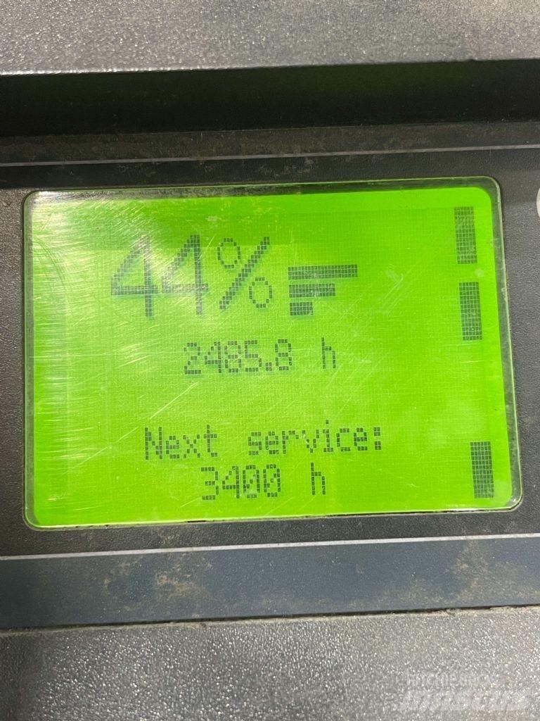 Linde D12SP-133 Yaya kumandali istif makinasi