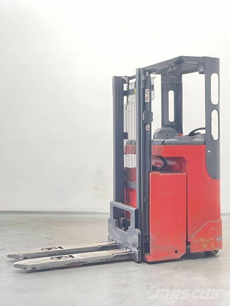 Linde L12R-139 Akülü depo ekipmanları