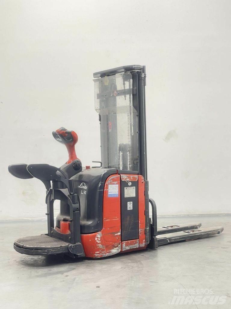 Linde L14AP-372 Yaya kumandali istif makinasi
