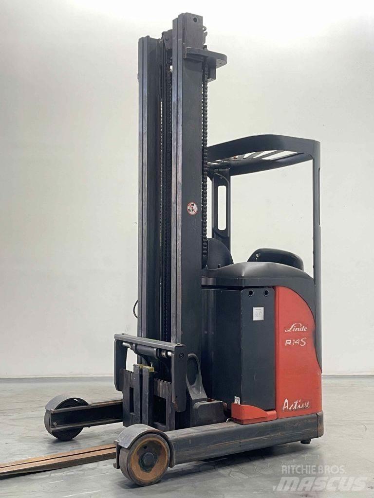 Linde R14-115 Reach truck - depo içi istif araçları