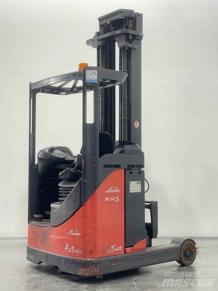 Linde R14-115 Reach truck - depo içi istif araçları