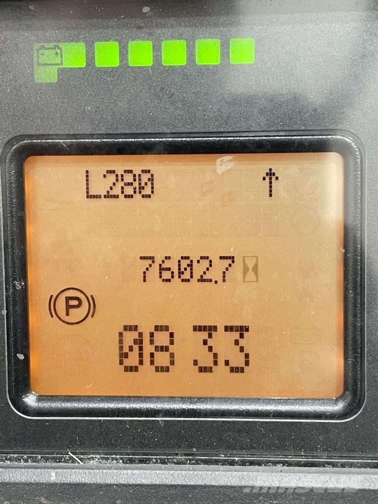 Linde R16HD-01-1120 Reach truck - depo içi istif araçları