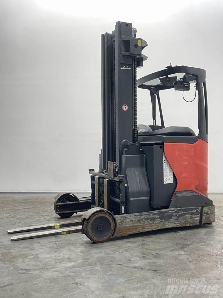 Linde R20-01-1120 Reach truck - depo içi istif araçları