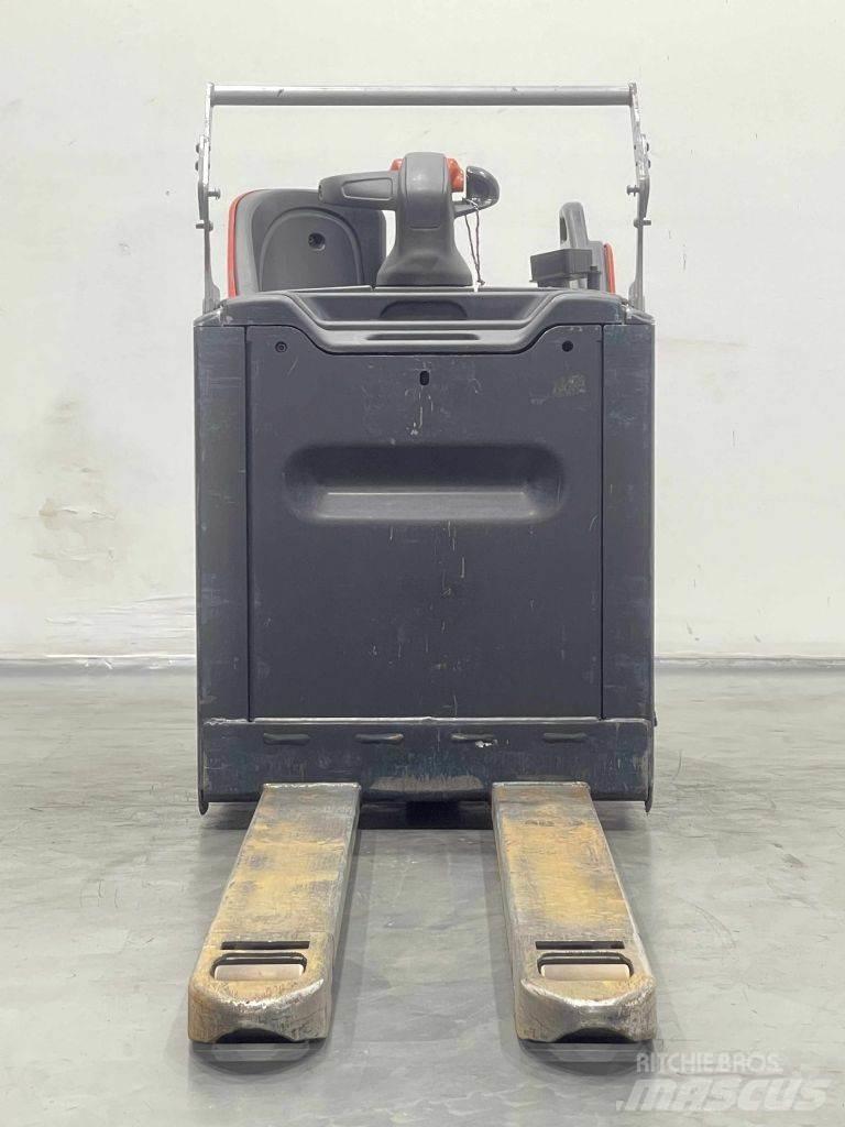 Linde T25SP-131 Düsük seviye kaldirici