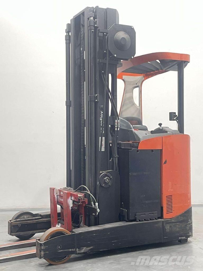 Toyota BT RRE250 Reach truck - depo içi istif araçları