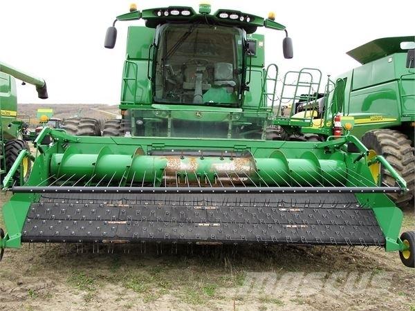 John Deere S680 Biçerdöverler