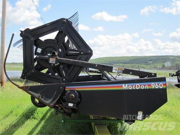 MacDon 960 Biçerdöver aksesuarlari
