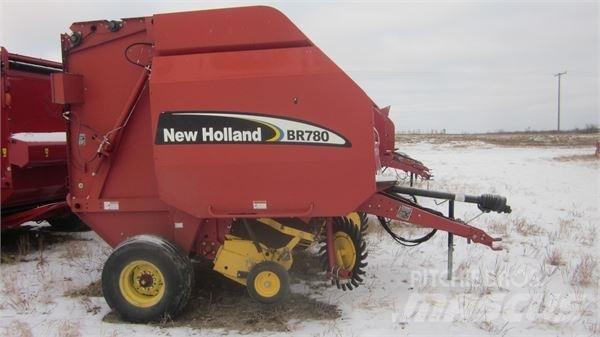 New Holland BR780 Rulo balya makinalari