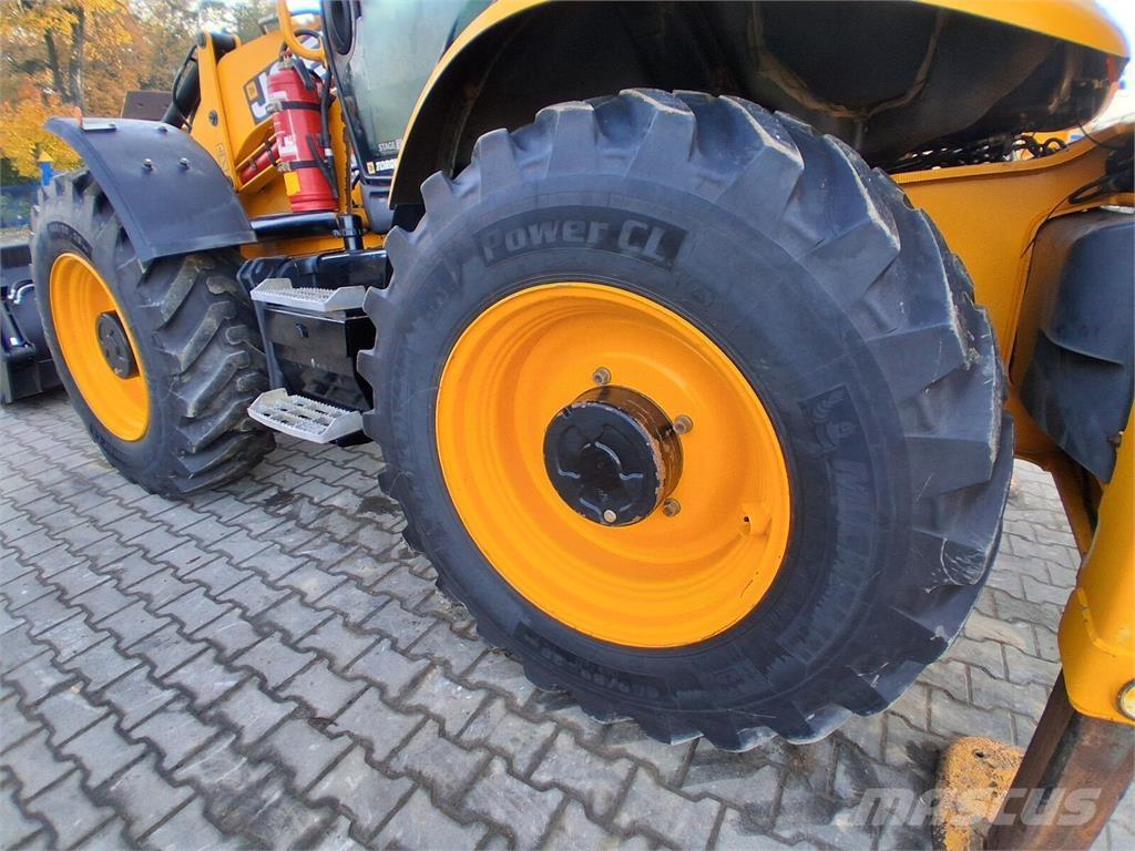 JCB 4CX Kazıcı yükleyiciler - beko loder