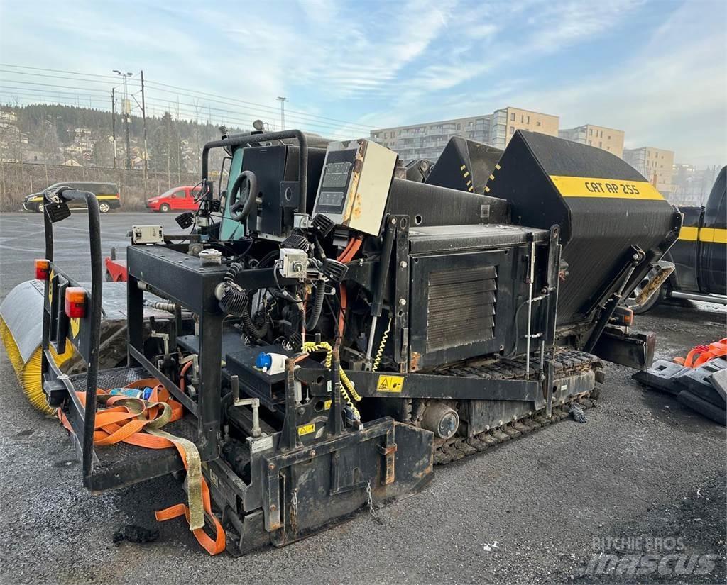 CAT AP255 Paver Asfalt sericiler