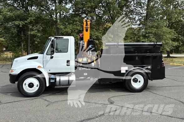 Effer 135/3S Tomruk vinçleri