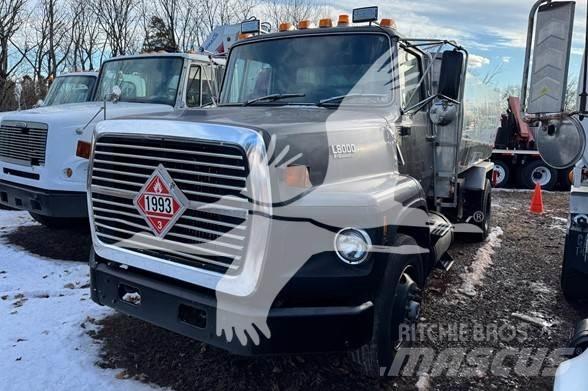 Ford LN8000 Diger