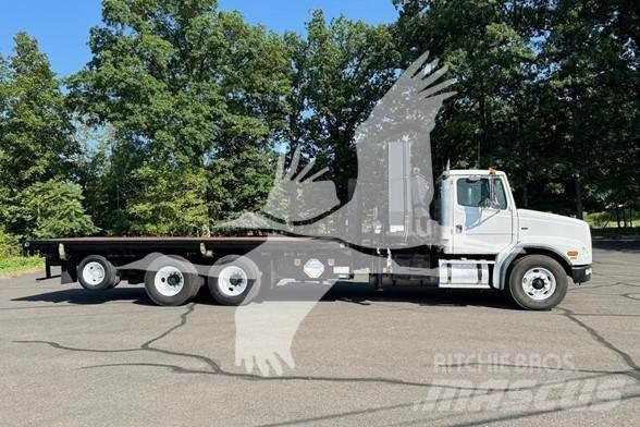 Hiab 300-6 Tomruk vinçleri