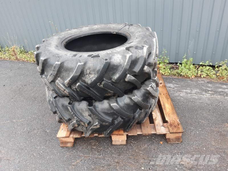  2 ST 340/85-24 DÄCK 50% Lastikler