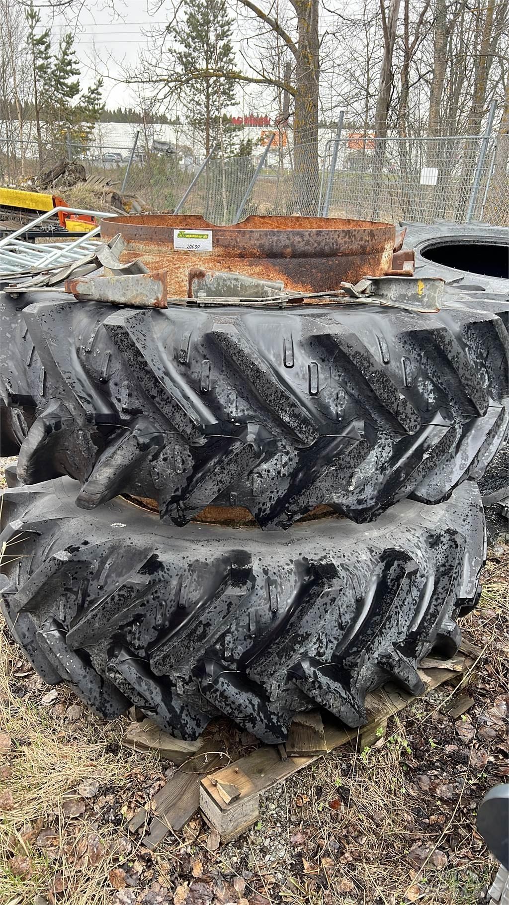  20.8R 38 Tekerlekler