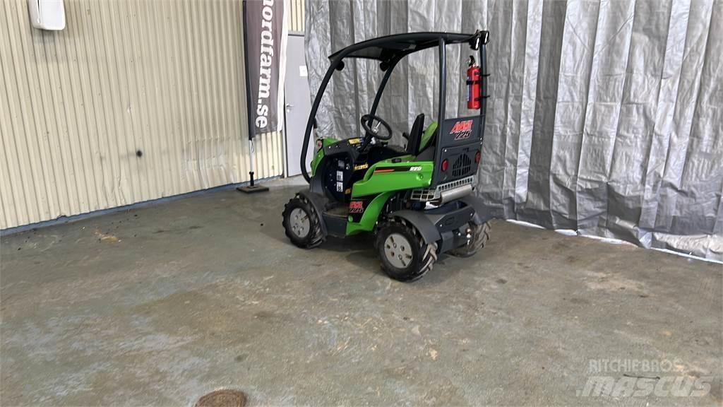 Avant 225 Skid steer loderler