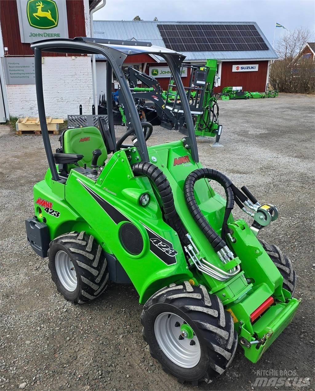 Avant 423 Skid steer loderler