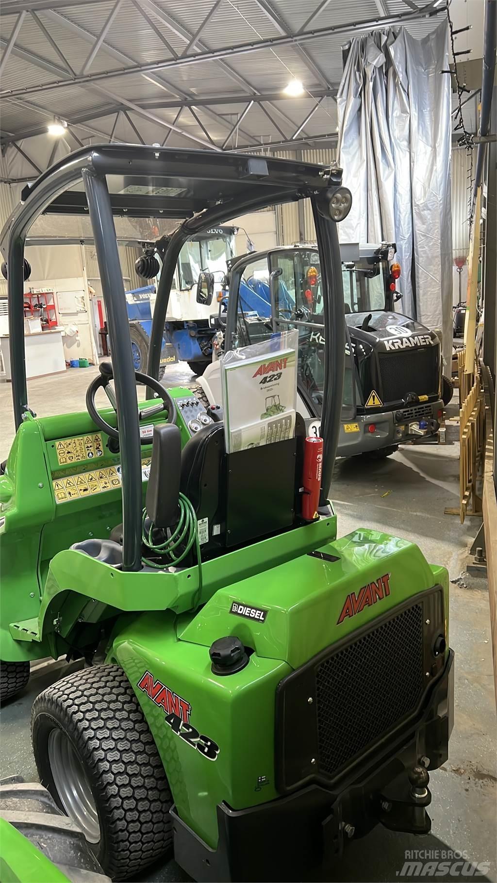 Avant 423 Skid steer loderler