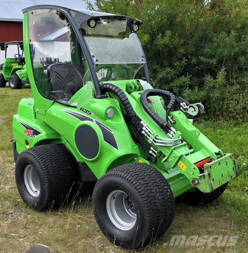 Avant 635i med L-hytt Skid steer loderler