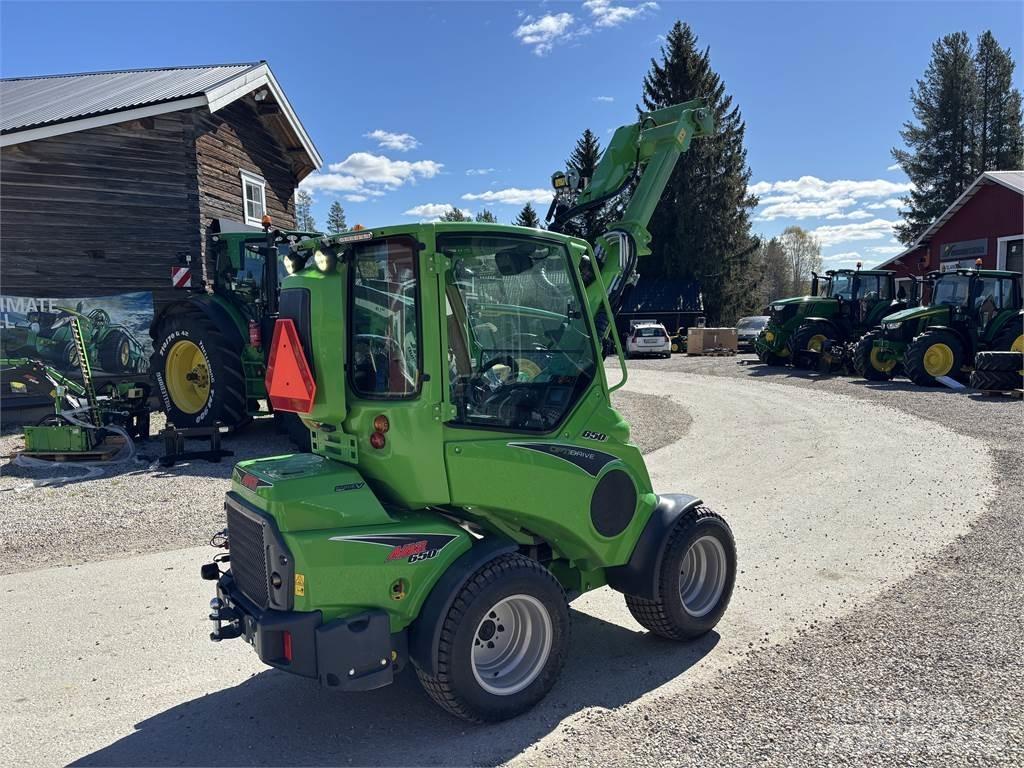 Avant 650 Skid steer loderler