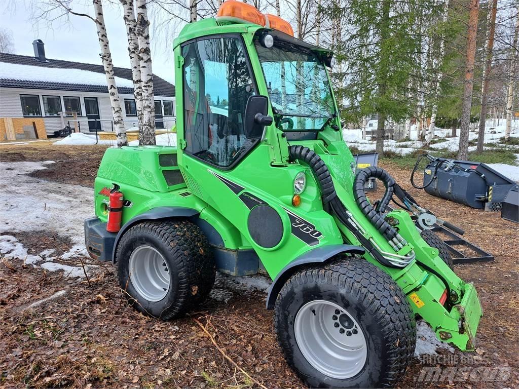 Avant 760i Skid steer loderler
