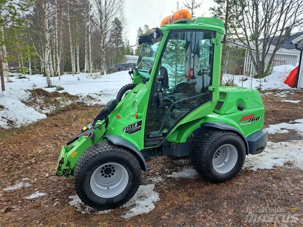 Avant 760i Skid steer loderler