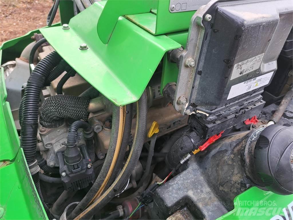 Avant 760i Skid steer loderler