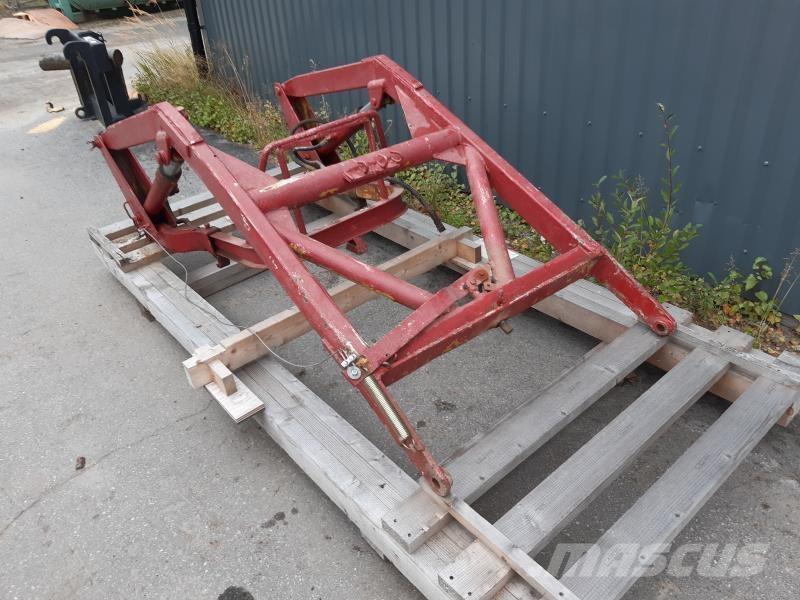  FRONTLASTARE ÅLÖ TYP E Ön yükleyici ve kazicilar