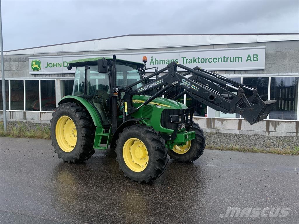 John Deere 5820 Traktörler