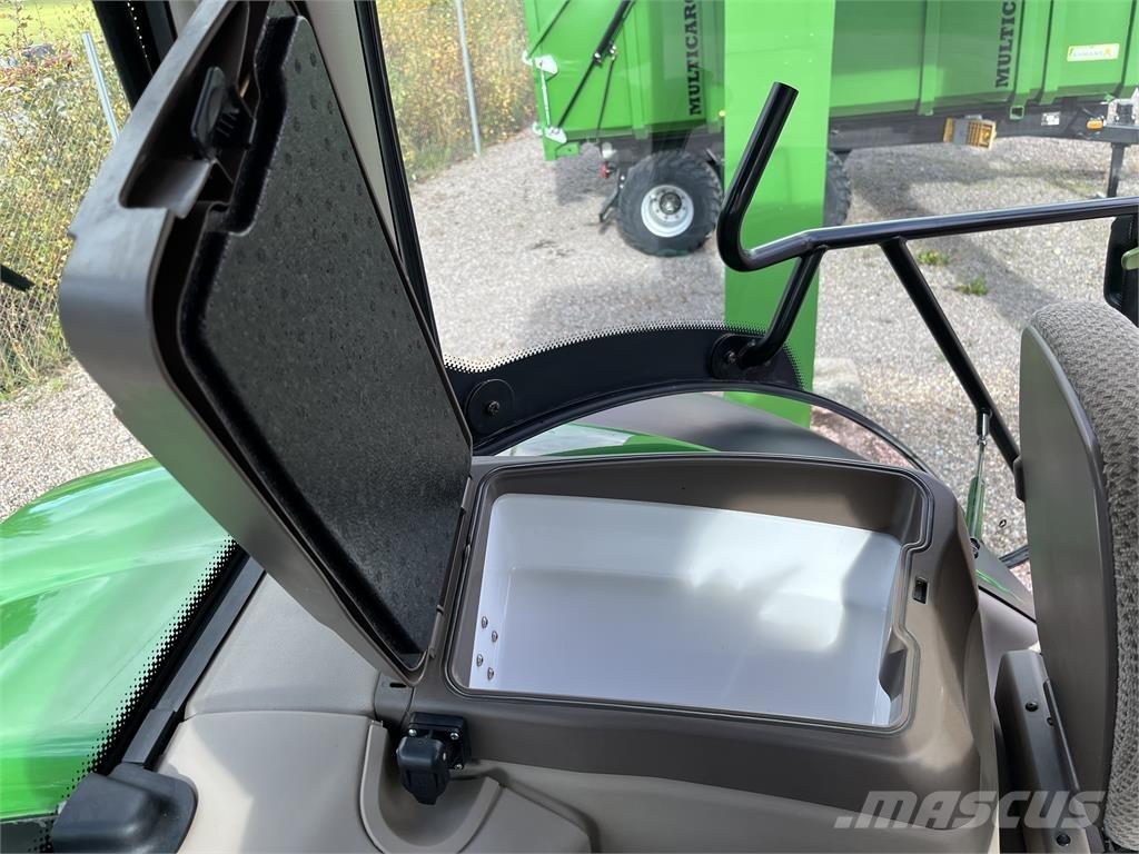 John Deere 6215R Traktörler