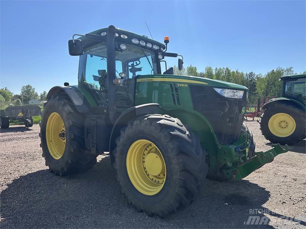 John Deere 7230R Traktörler