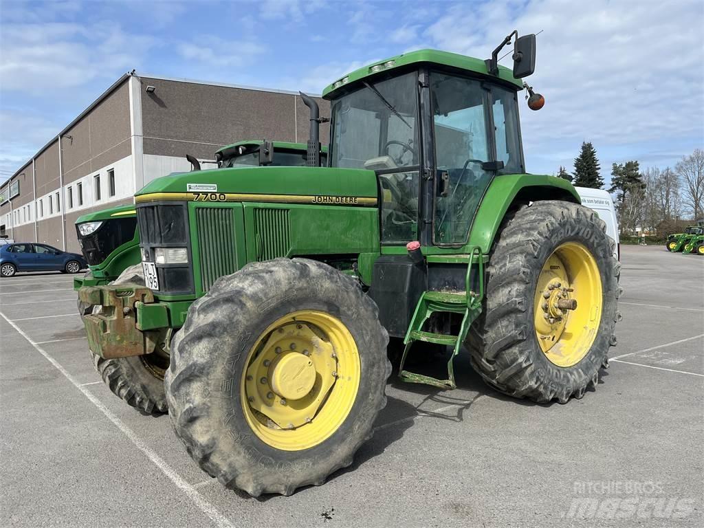 John Deere 7700 Traktörler