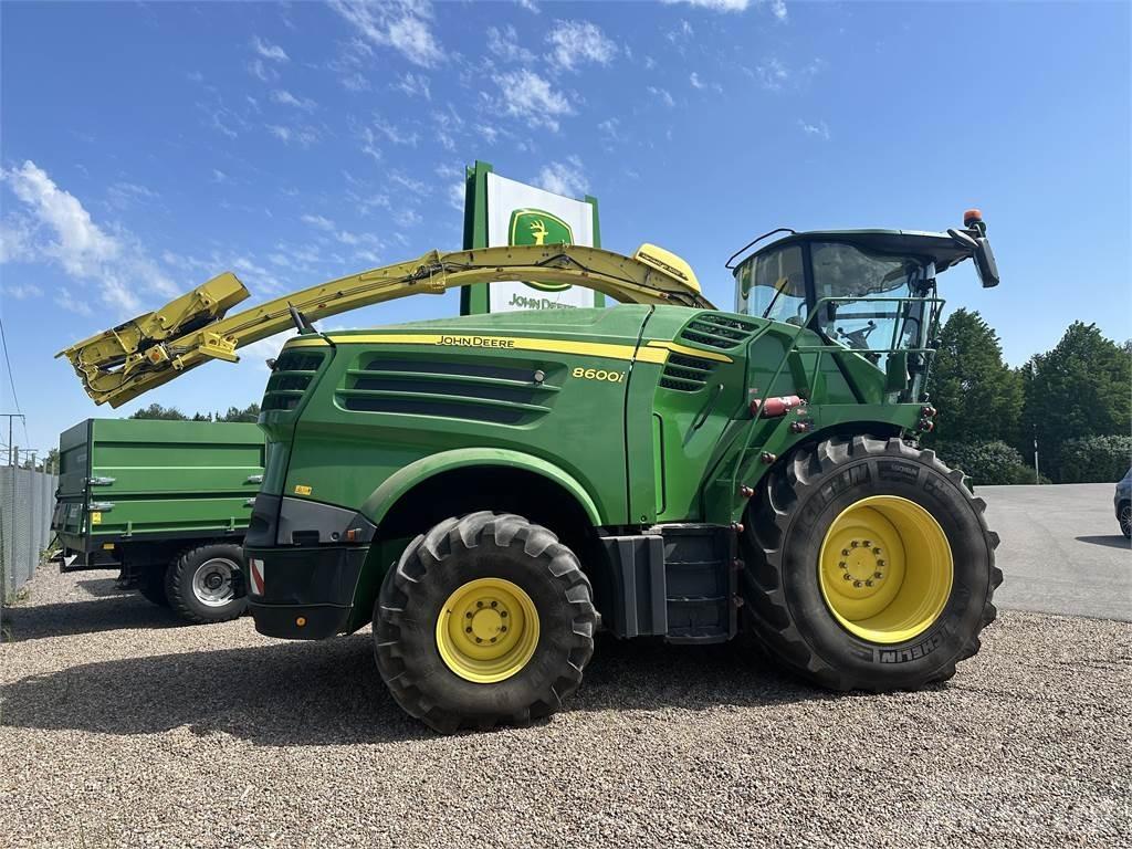 John Deere 8600 Kendi yürür silaj makinalari