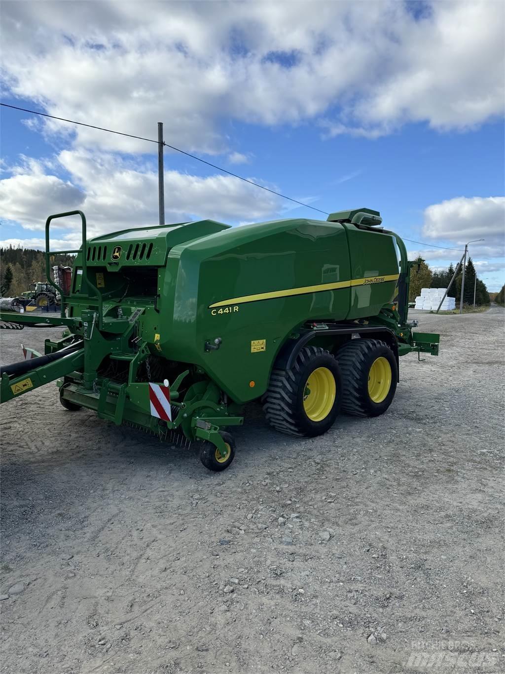 John Deere C441R boggie Diger yem biçme makinalari