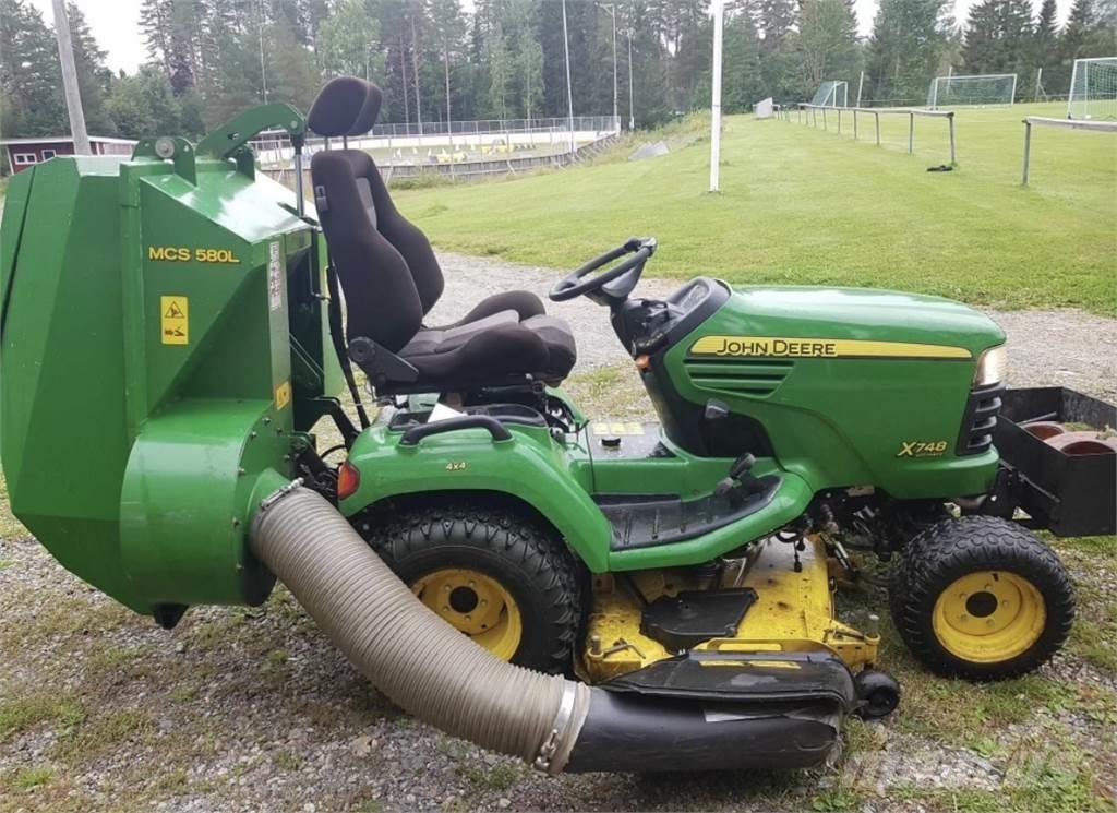 John Deere x748 Mobil çim biçme makineleri