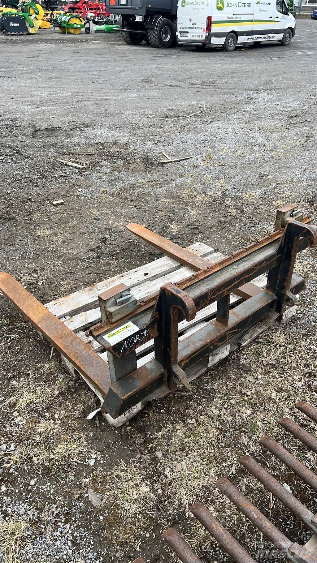 Norje Pallgaffel Diger parçalar
