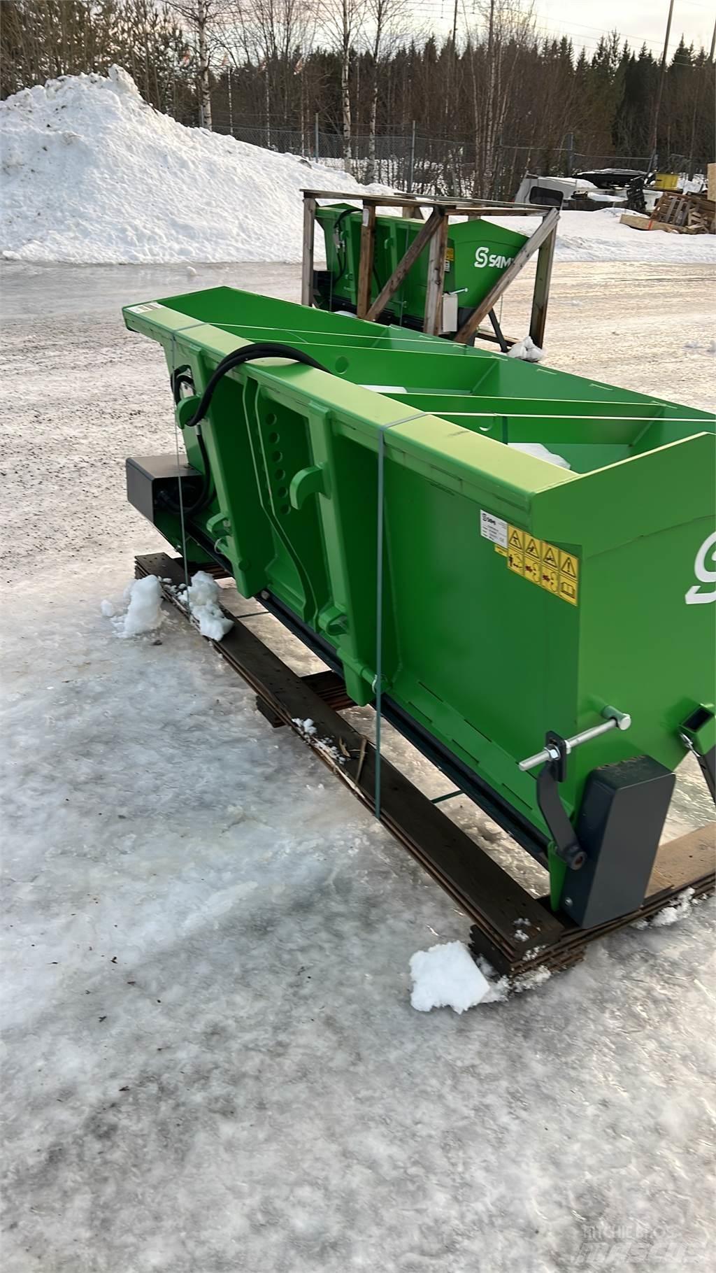 Sami SL-2000 SMS/3P Kum ve tuz serpiciler
