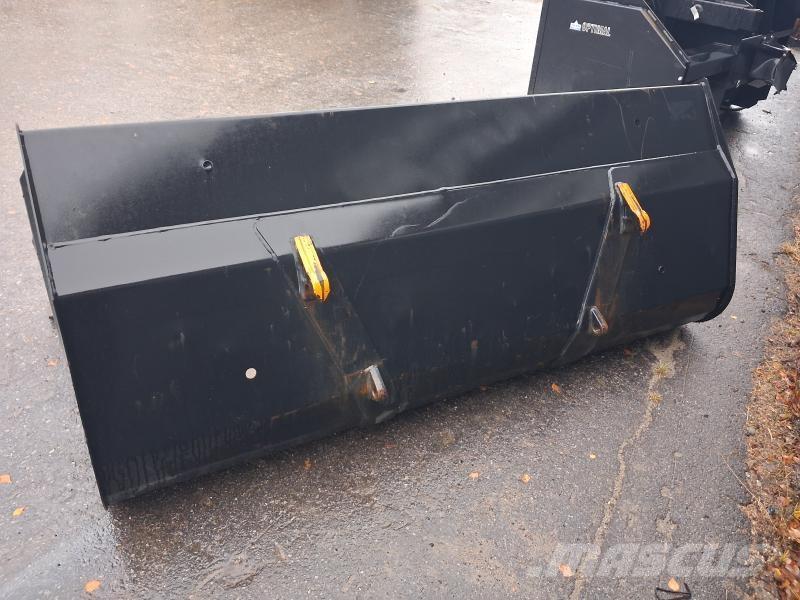  SNÖSKOPA ÅLÖ 220 EURO Diger traktör aksesuarlari