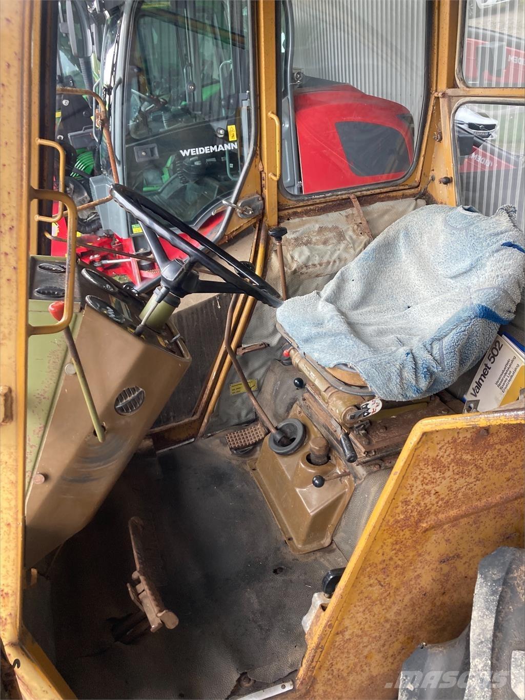 Valmet 502 TRAKTOR (KUND) Traktörler
