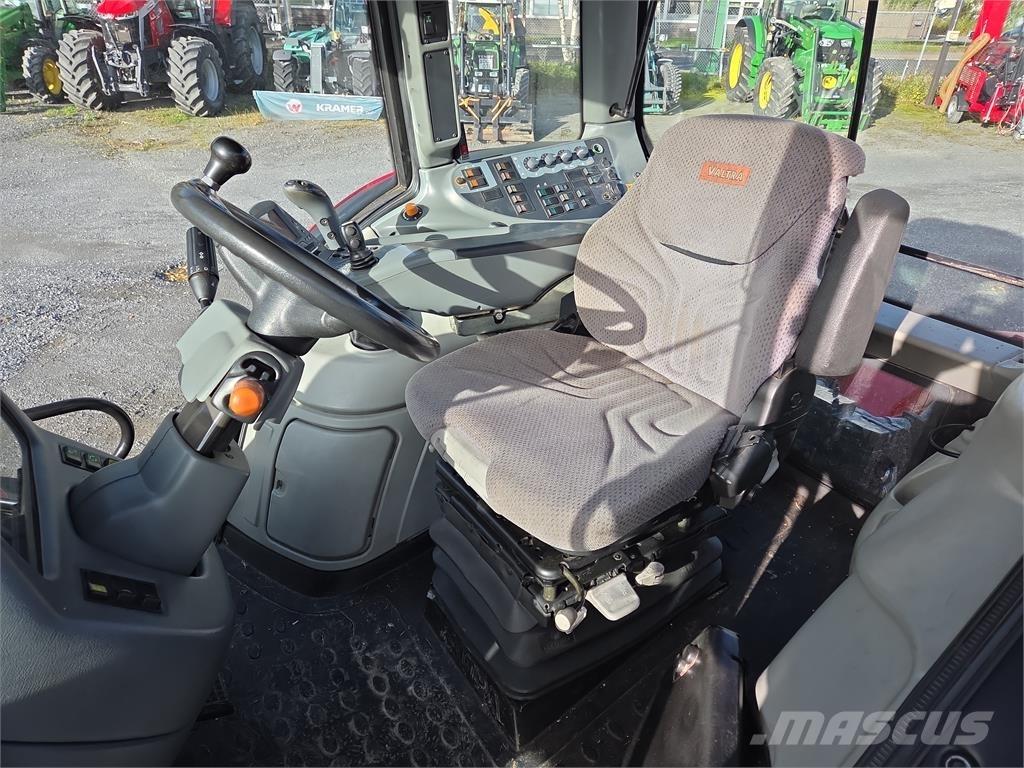 Valtra N121 Traktörler