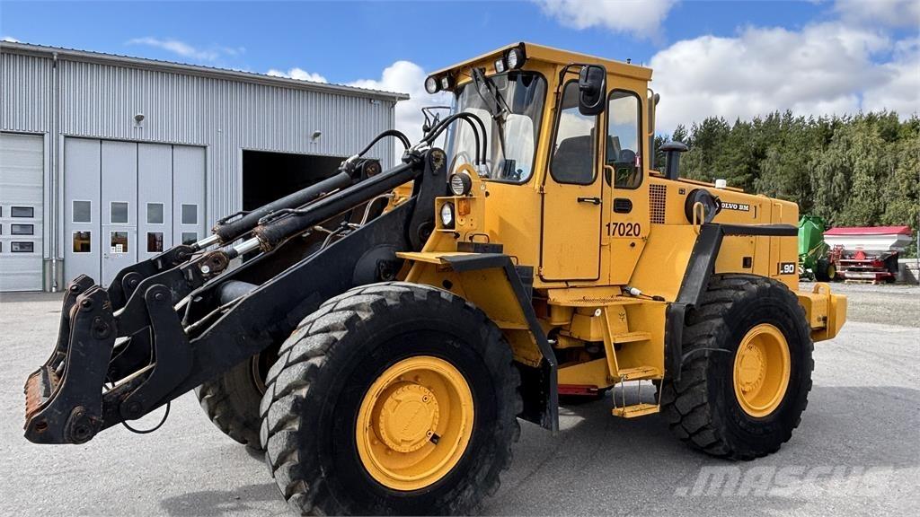 Volvo L90 LASTMASKIN Tekerlekli yükleyiciler