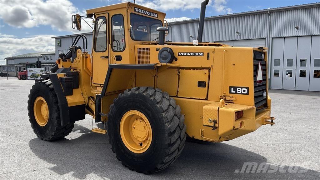 Volvo L90 LASTMASKIN Tekerlekli yükleyiciler