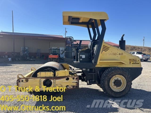 Bomag 145D Diger